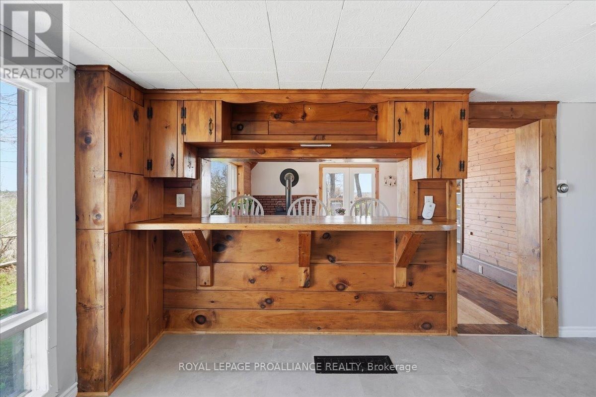 10219 HWY 62 Image 11