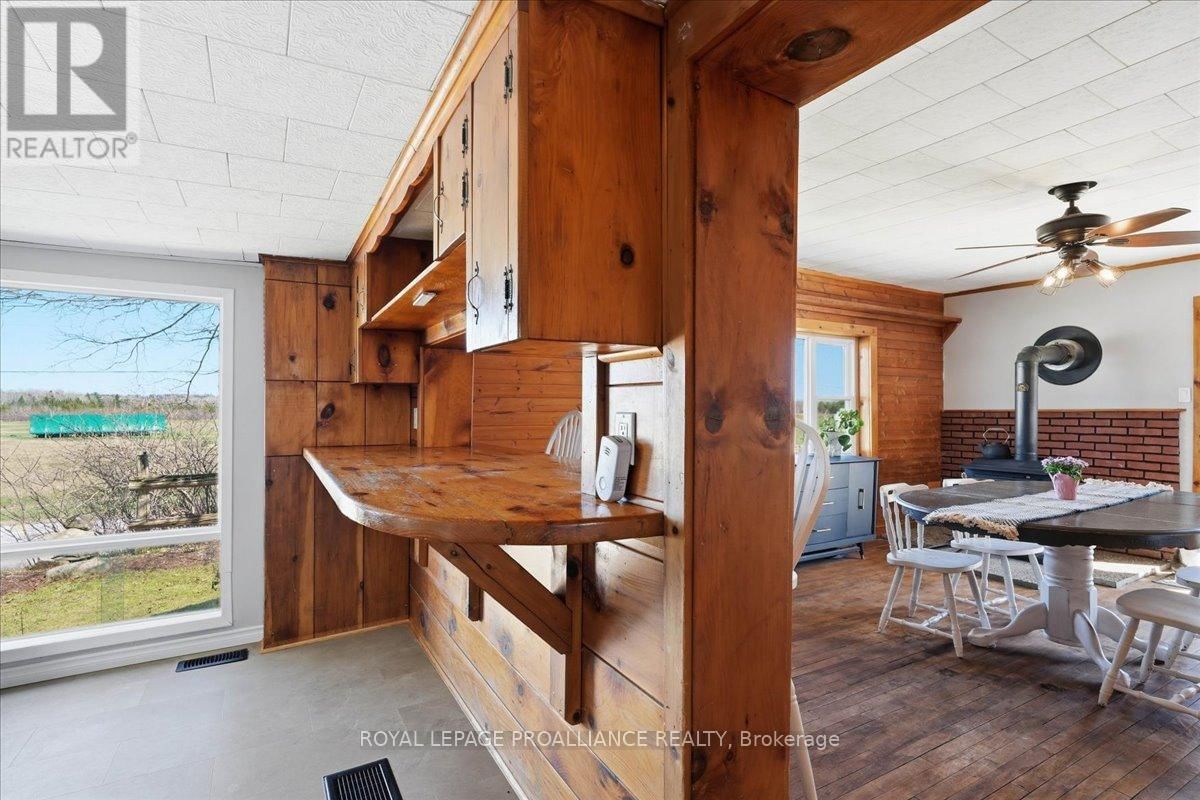 10219 HWY 62 Image 12