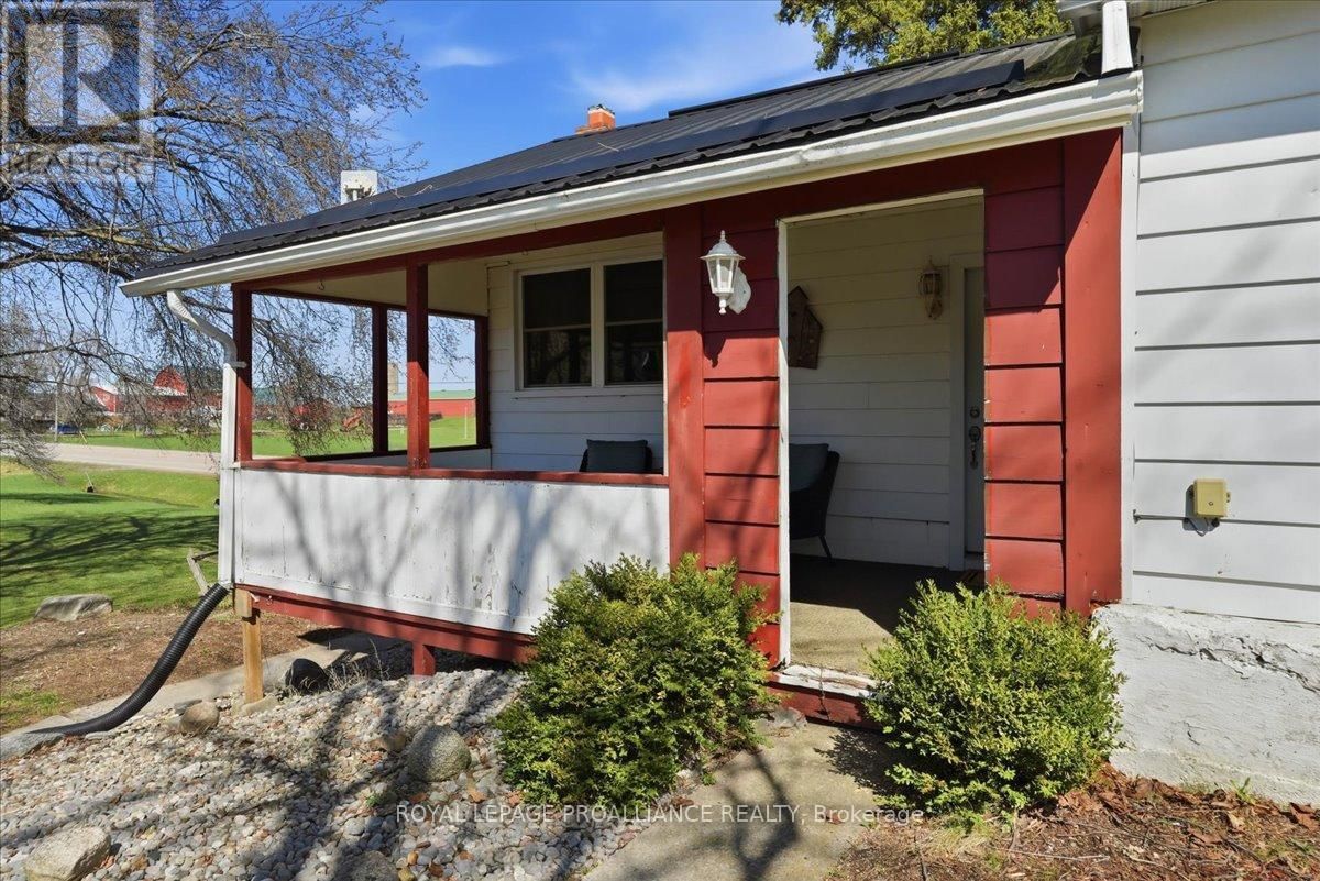 10219 HWY 62 Image 26