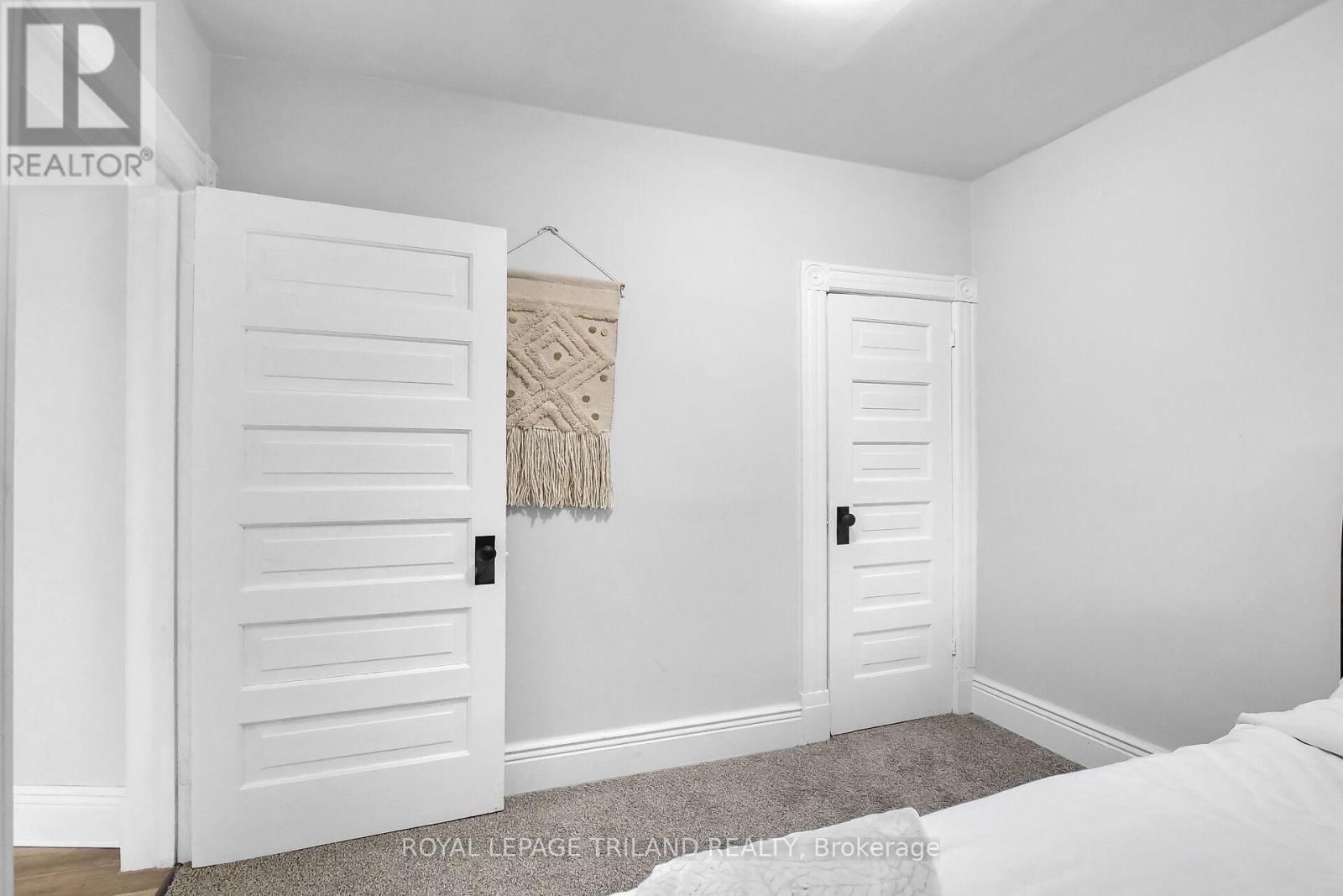 86 KAINS STREET Image 20