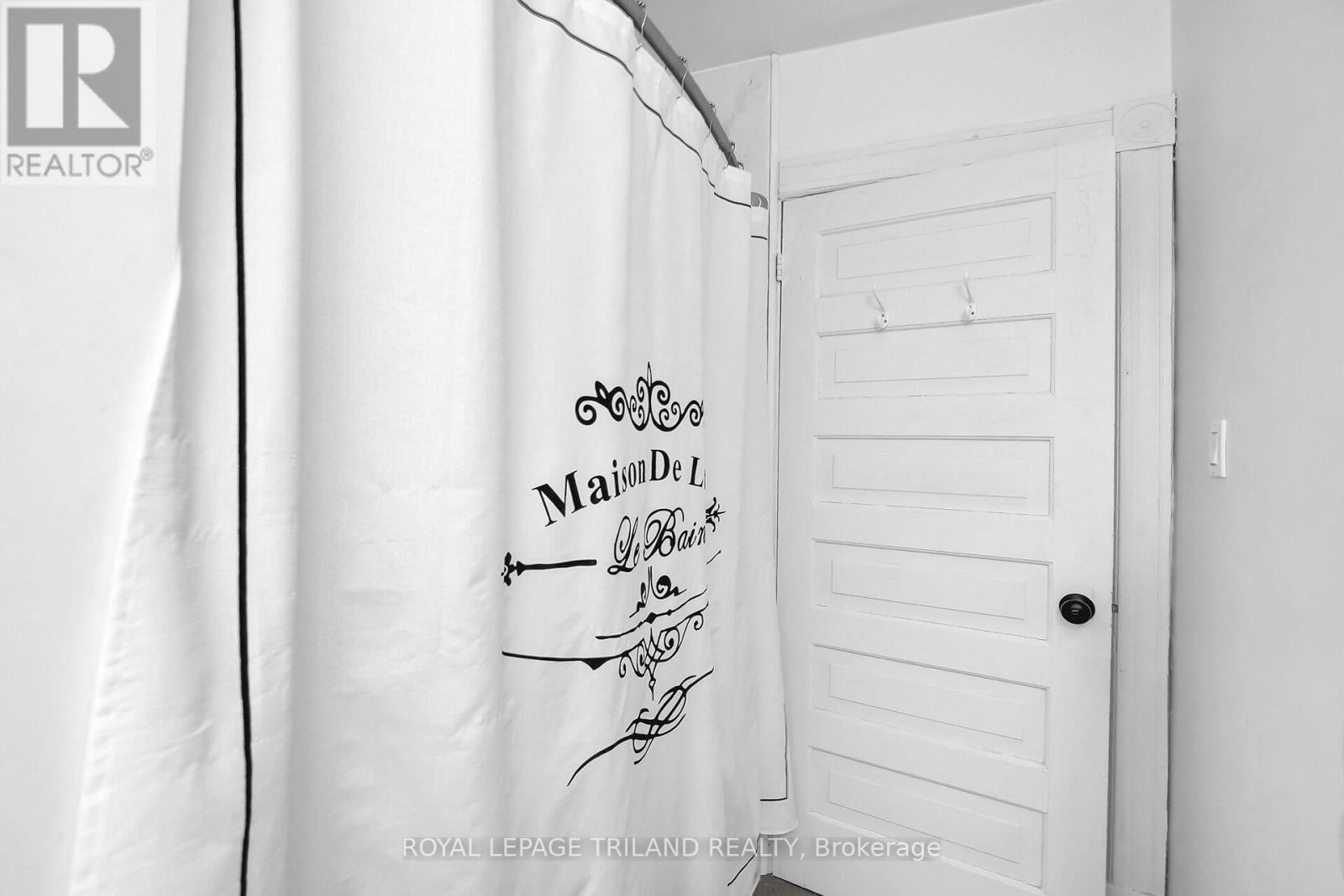 86 KAINS STREET Image 23