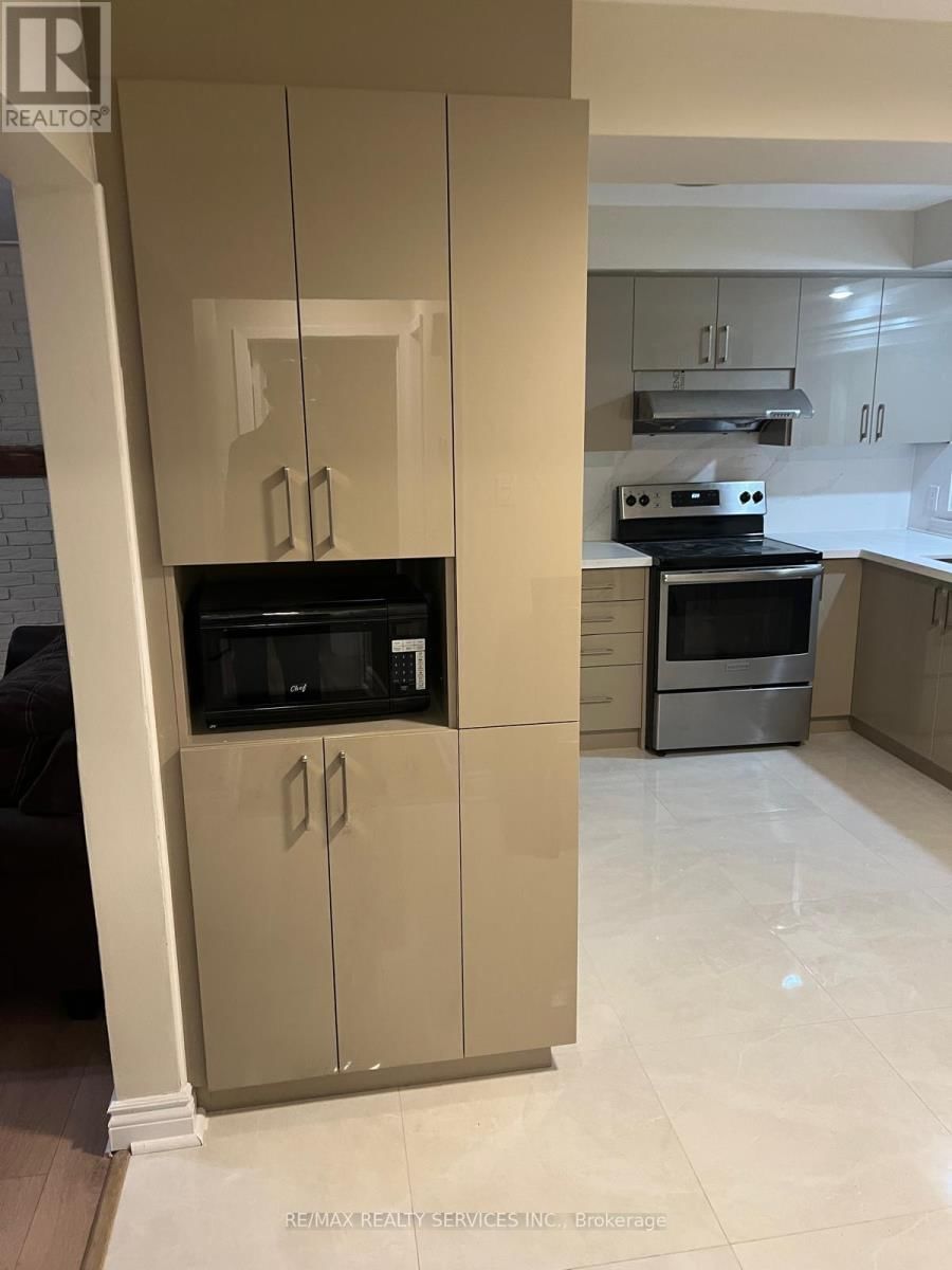 115 UPLANDS DRIVE Image 11