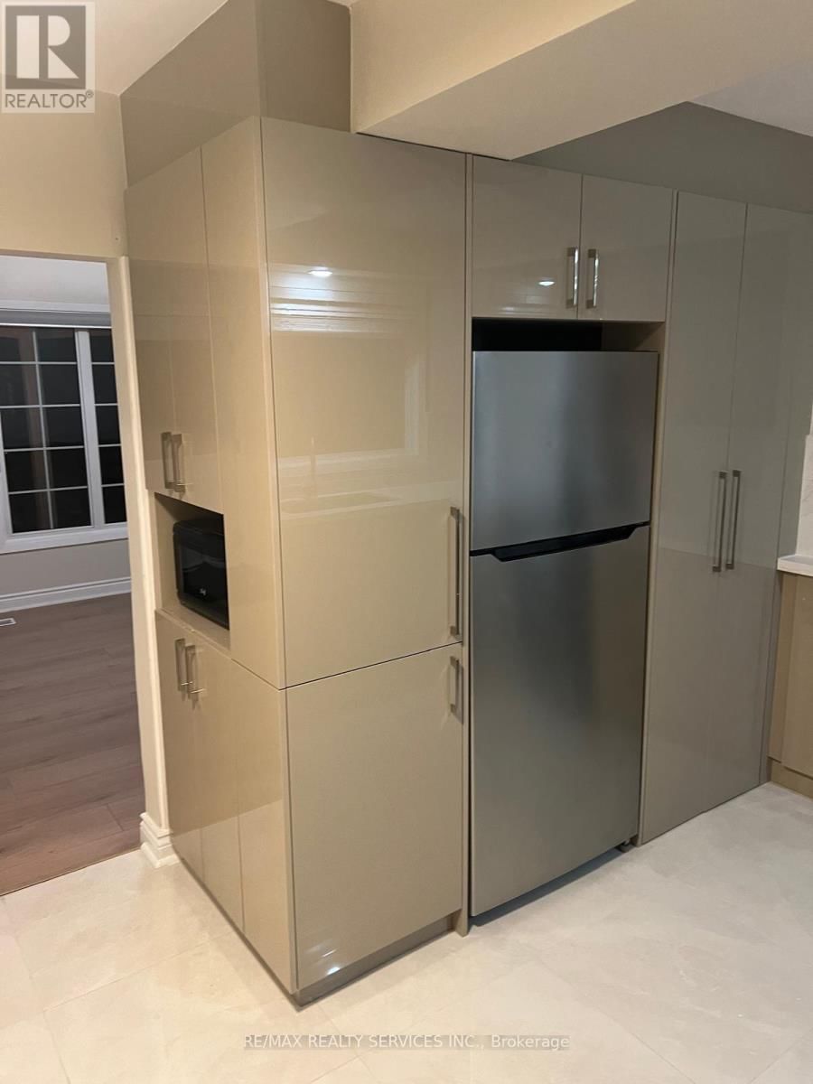 115 UPLANDS DRIVE Image 12