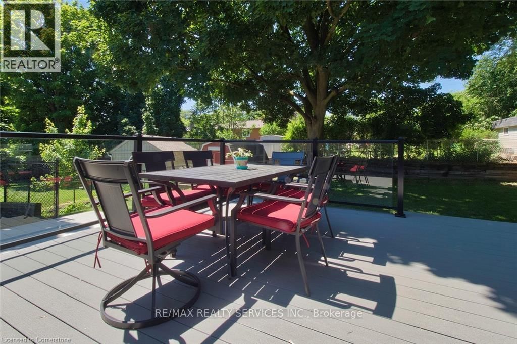 115 UPLANDS DRIVE Image 14