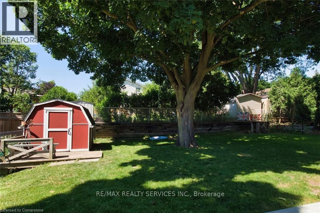 115 UPLANDS DRIVE Image 16