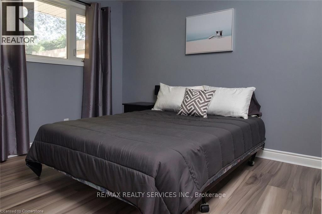 115 UPLANDS DRIVE Image 8