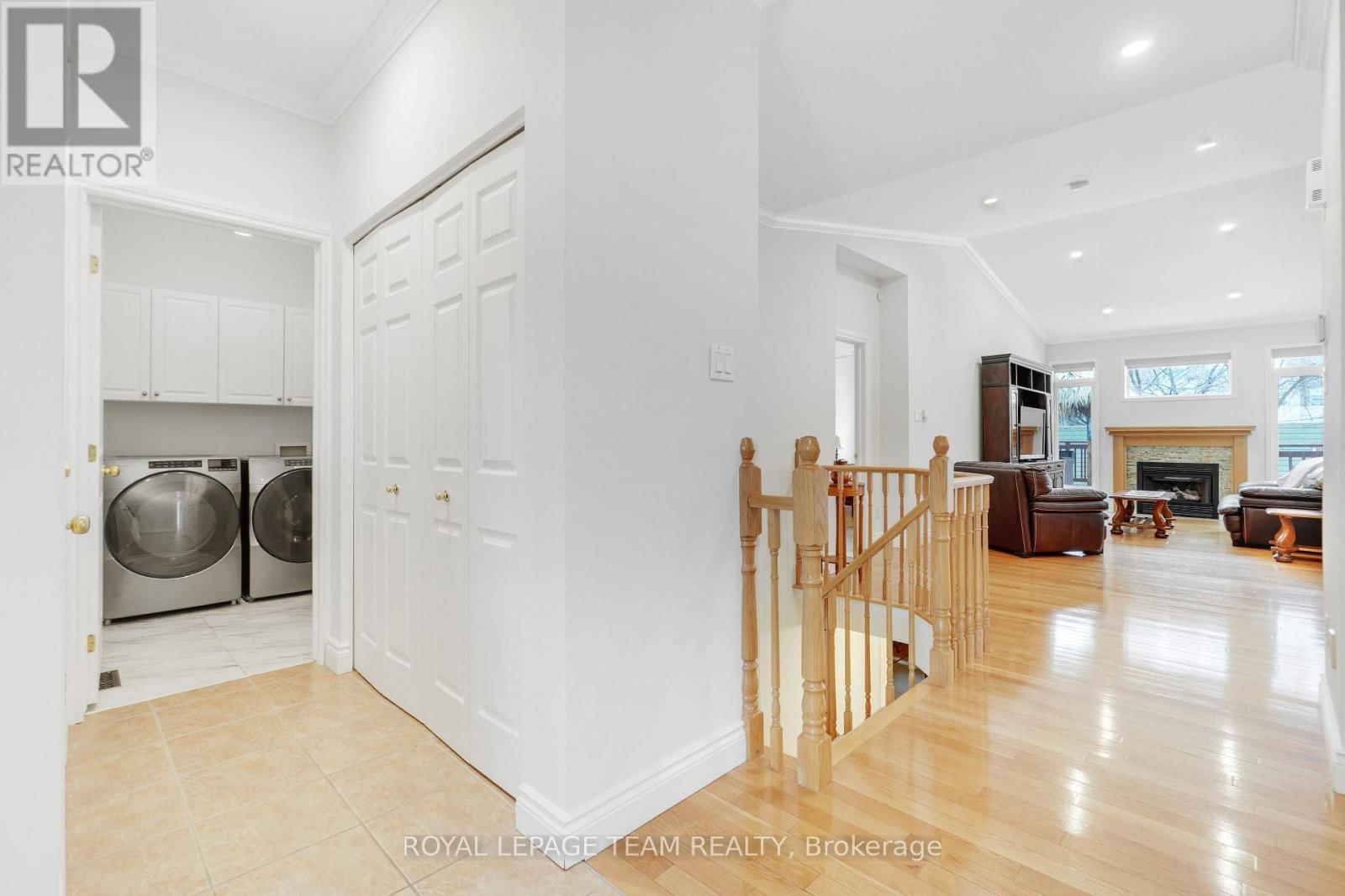 114 BARTLETT PRIVATE Image 8