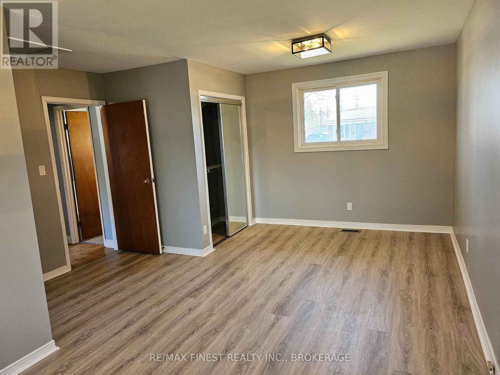 86 CHESTERFIELD DRIVE Image 4