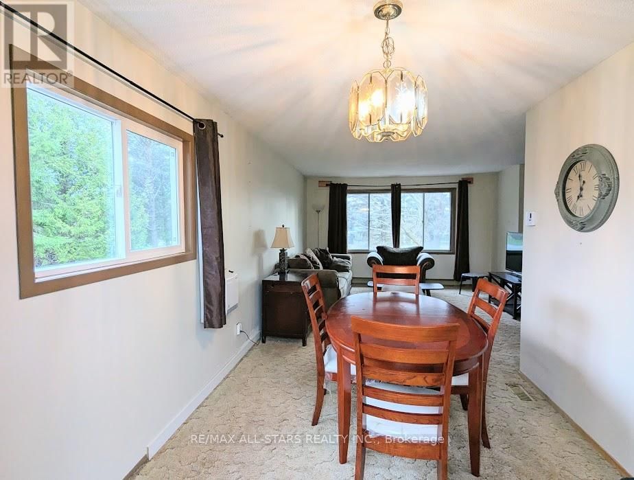 23 VALLEY ROAD Image 10