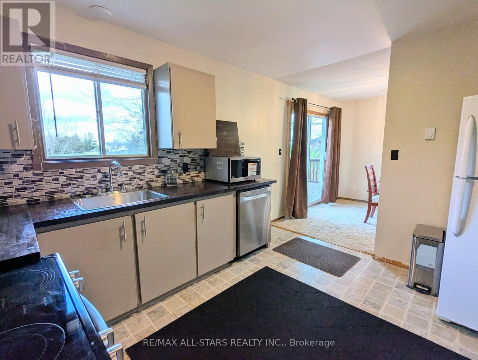 23 VALLEY ROAD Image 15