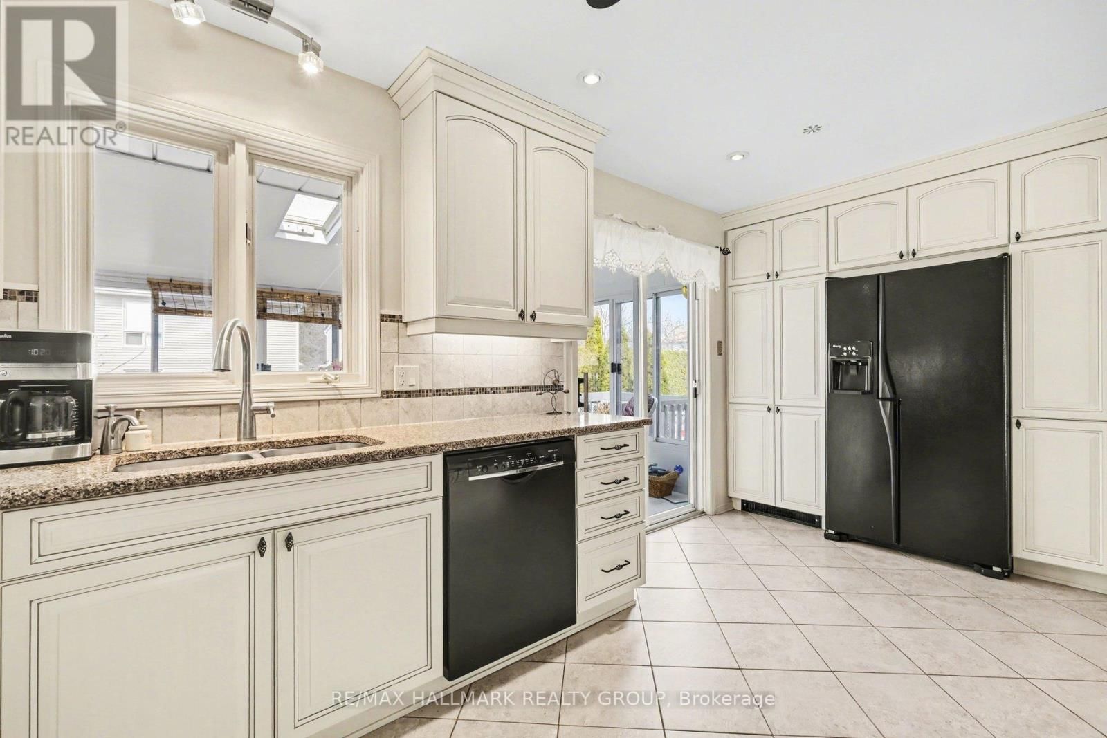 641 WILKIE DRIVE Image 10