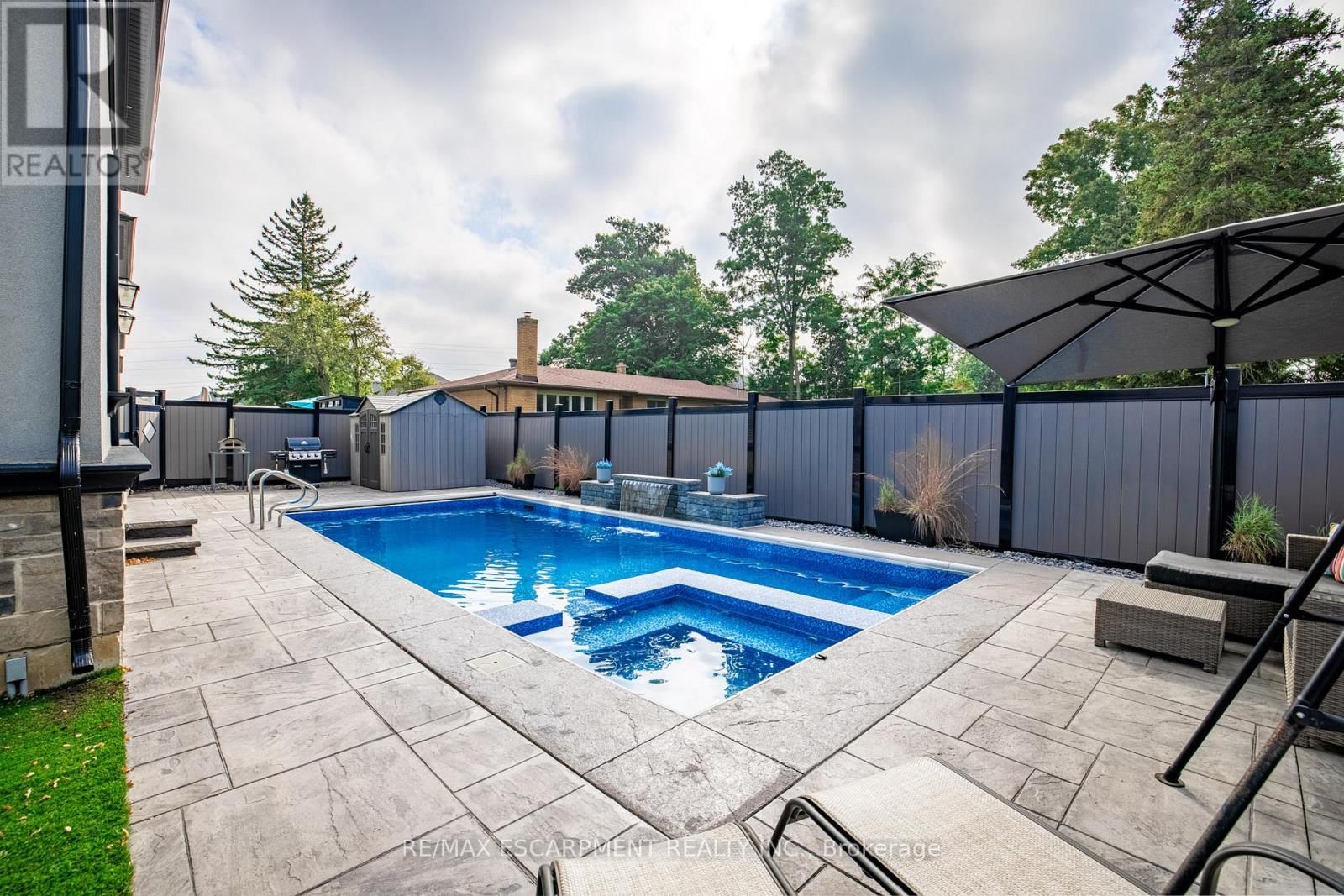 4 LOCKMAN DRIVE Image 30