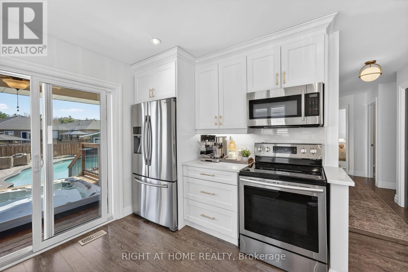 27 WOODBURN DRIVE Image 10