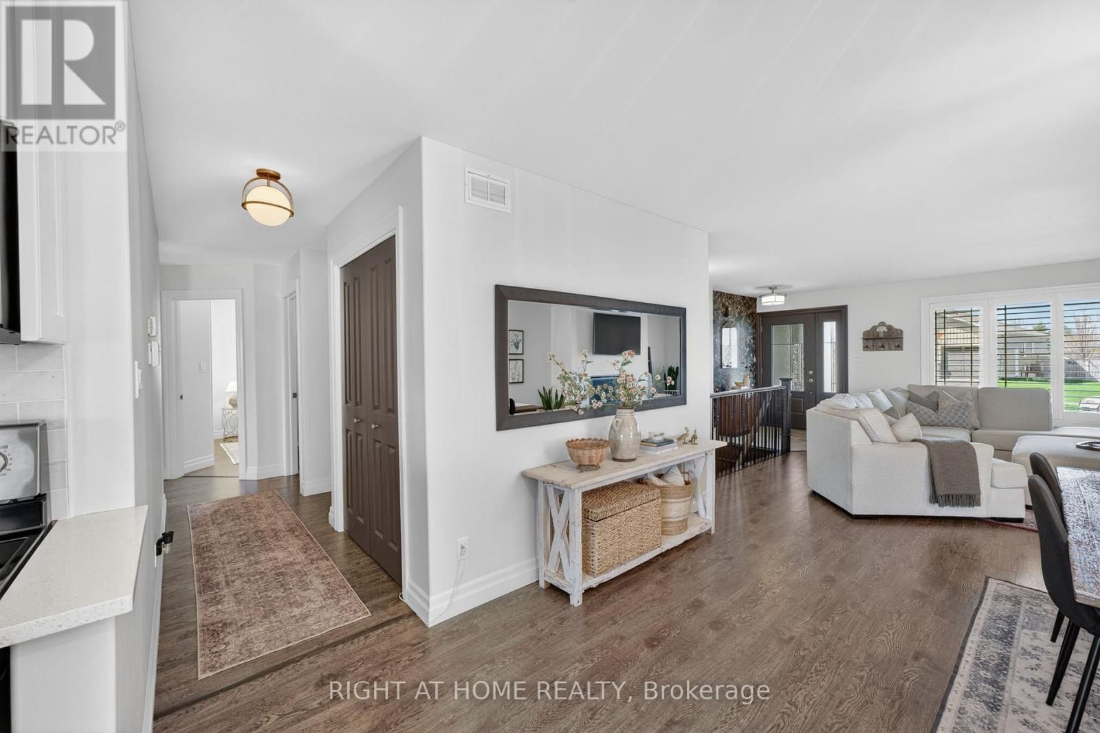 27 WOODBURN DRIVE Image 11