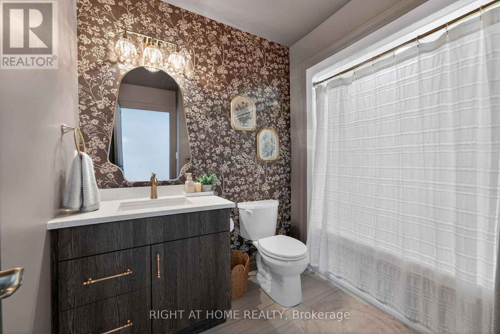 27 WOODBURN DRIVE Image 12