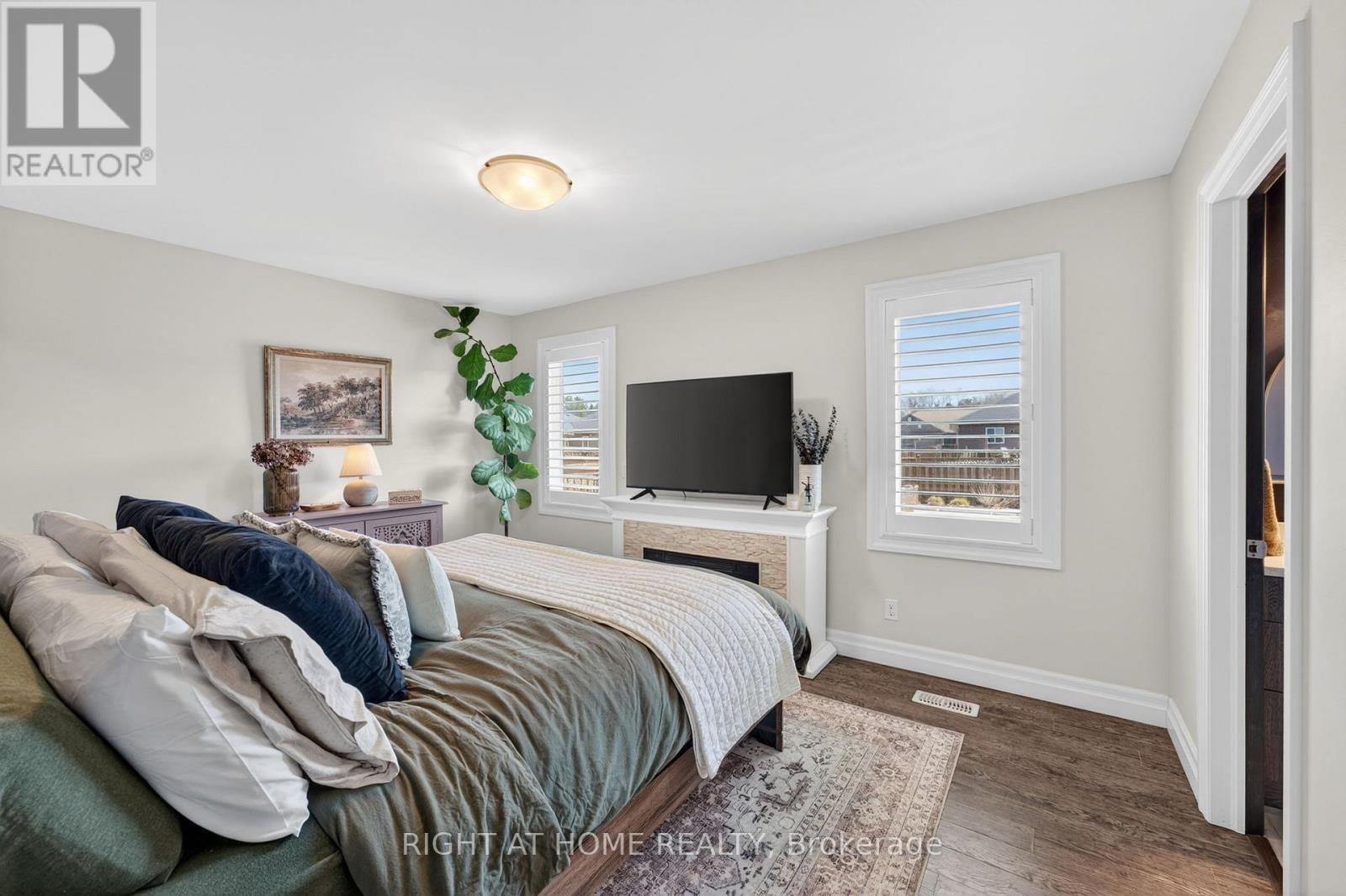 27 WOODBURN DRIVE Image 17