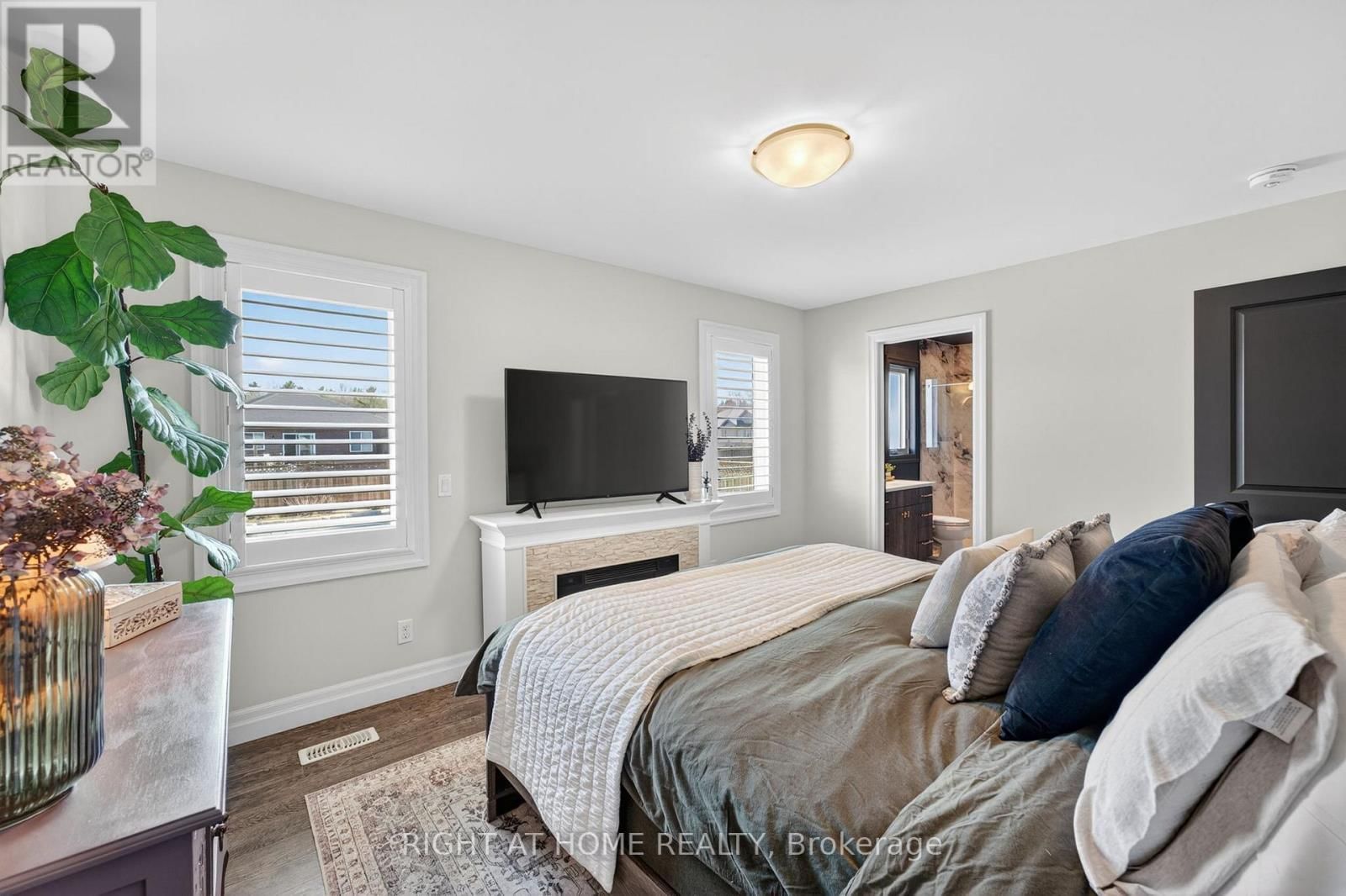 27 WOODBURN DRIVE Image 20