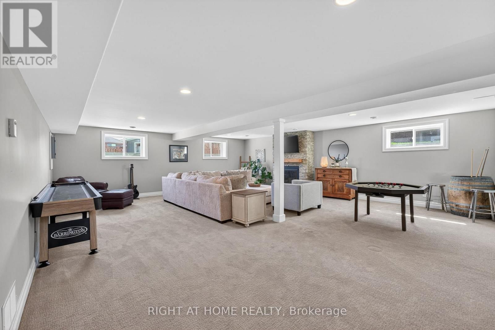 27 WOODBURN DRIVE Image 22