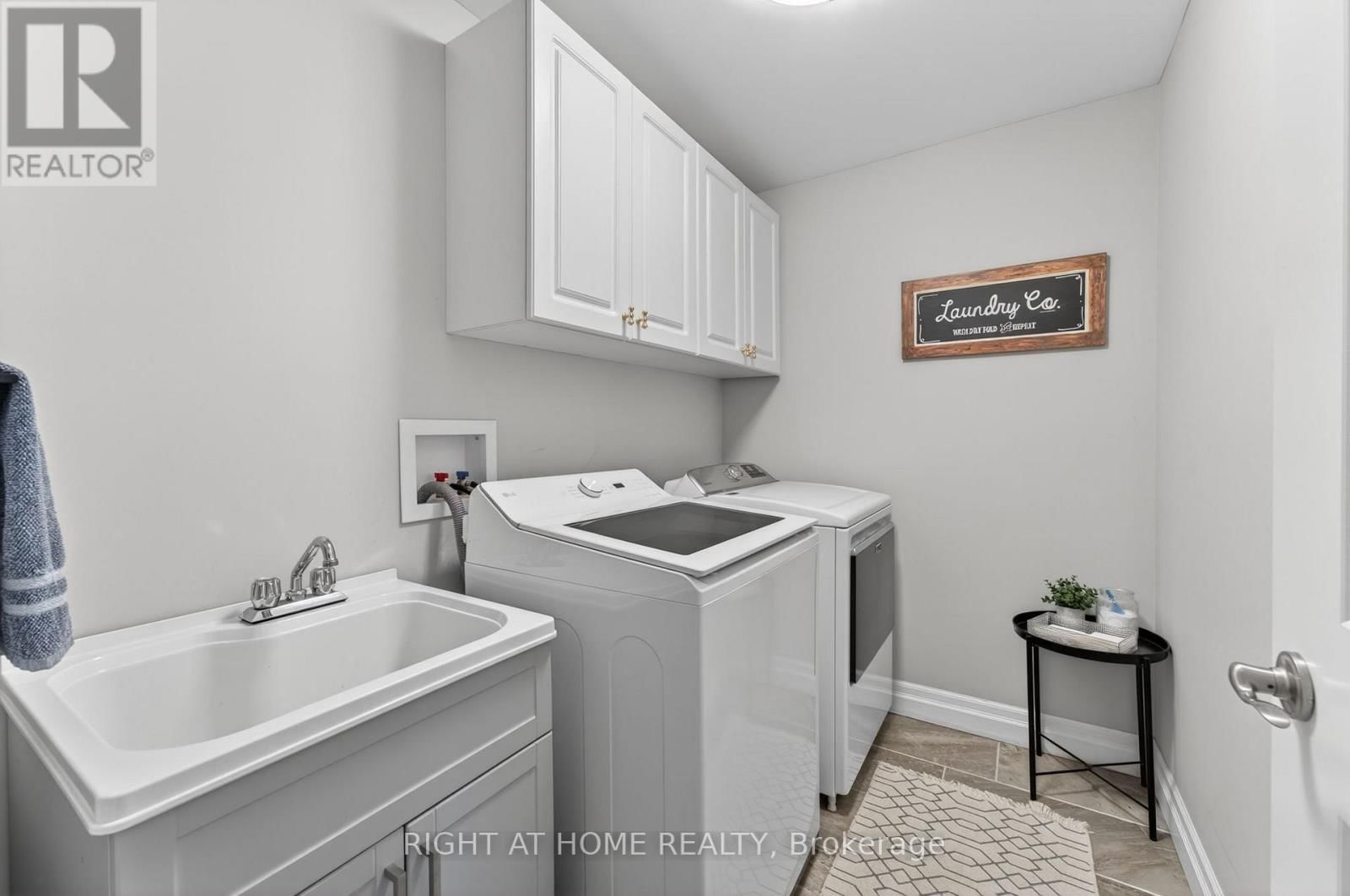 27 WOODBURN DRIVE Image 28