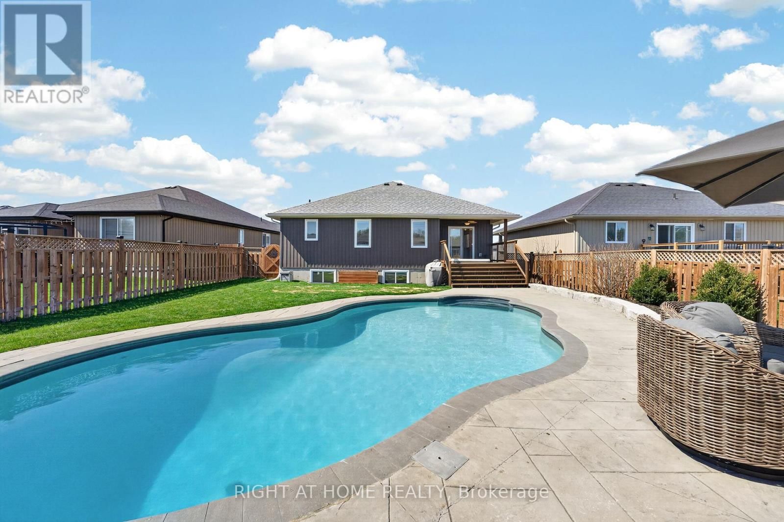 27 WOODBURN DRIVE Image 34