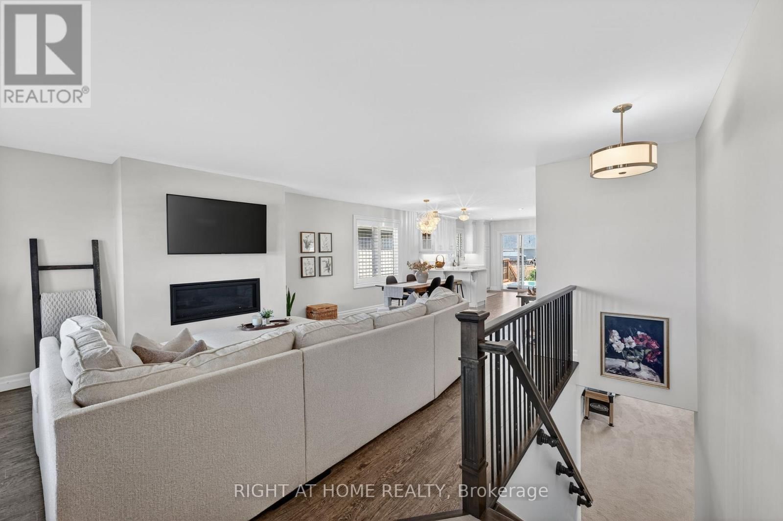 27 WOODBURN DRIVE Image 4