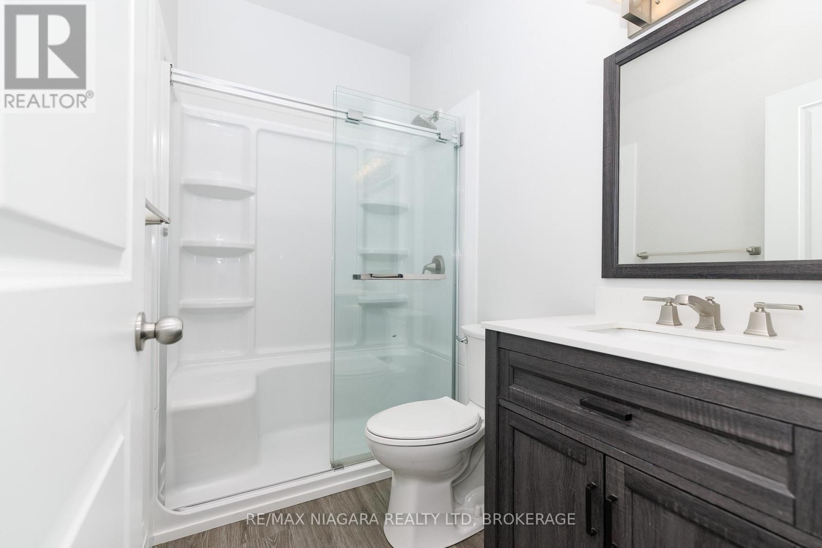 Unit #9 - 2 LEWIS STREET Image 15