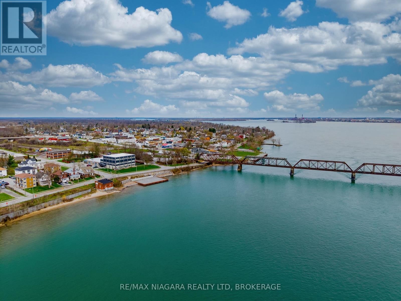 Unit #9 - 2 LEWIS STREET Image 24