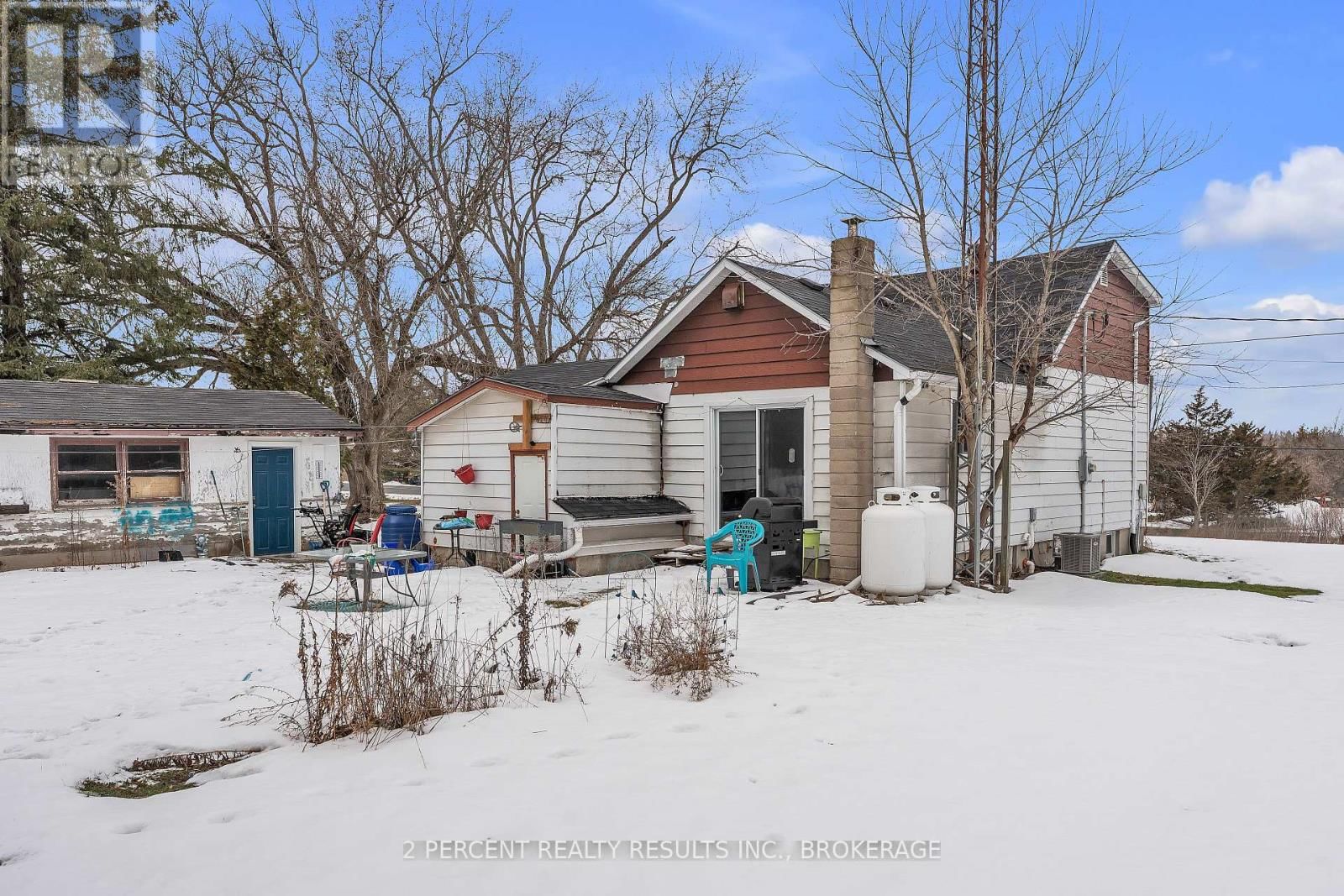 6090 OLD HWY 2 HIGHWAY Image 19