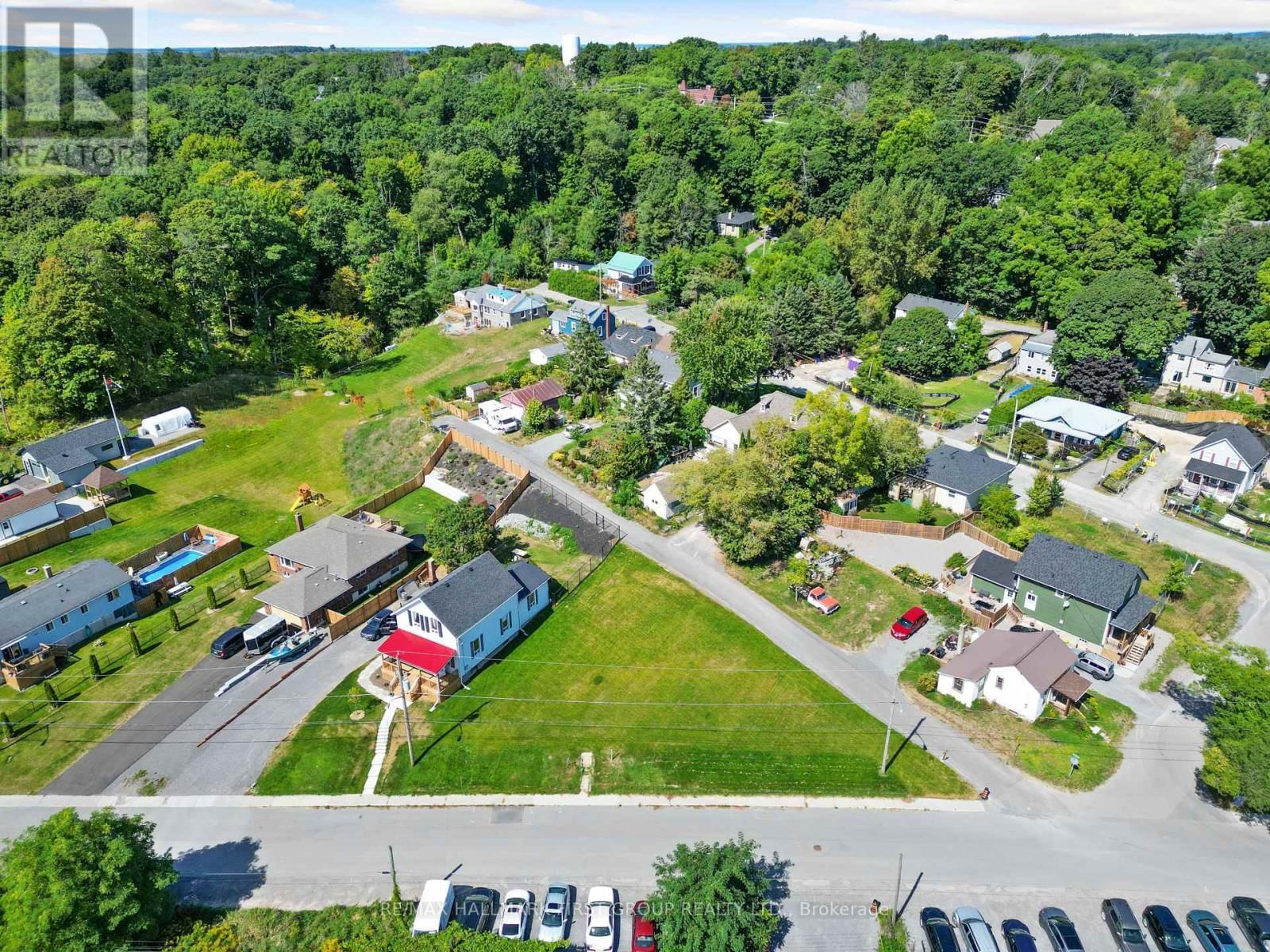 14 ALEXANDER STREET Image 12