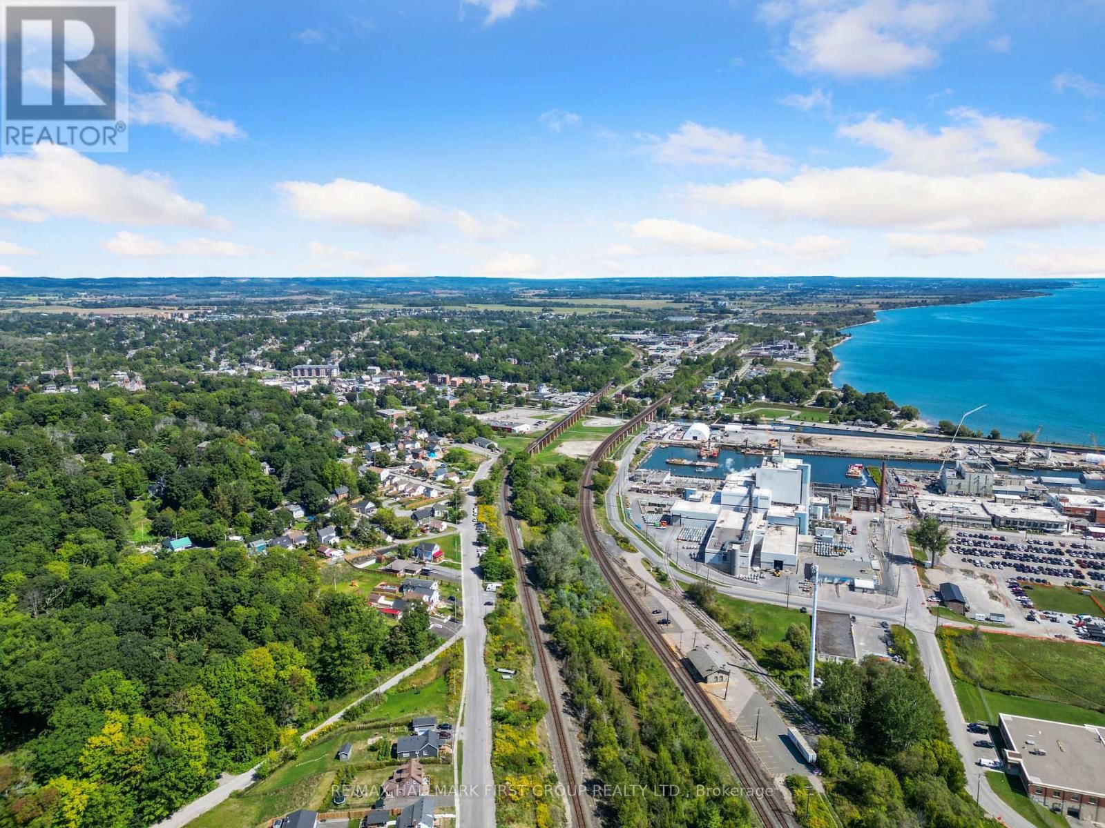 14 ALEXANDER STREET Image 21