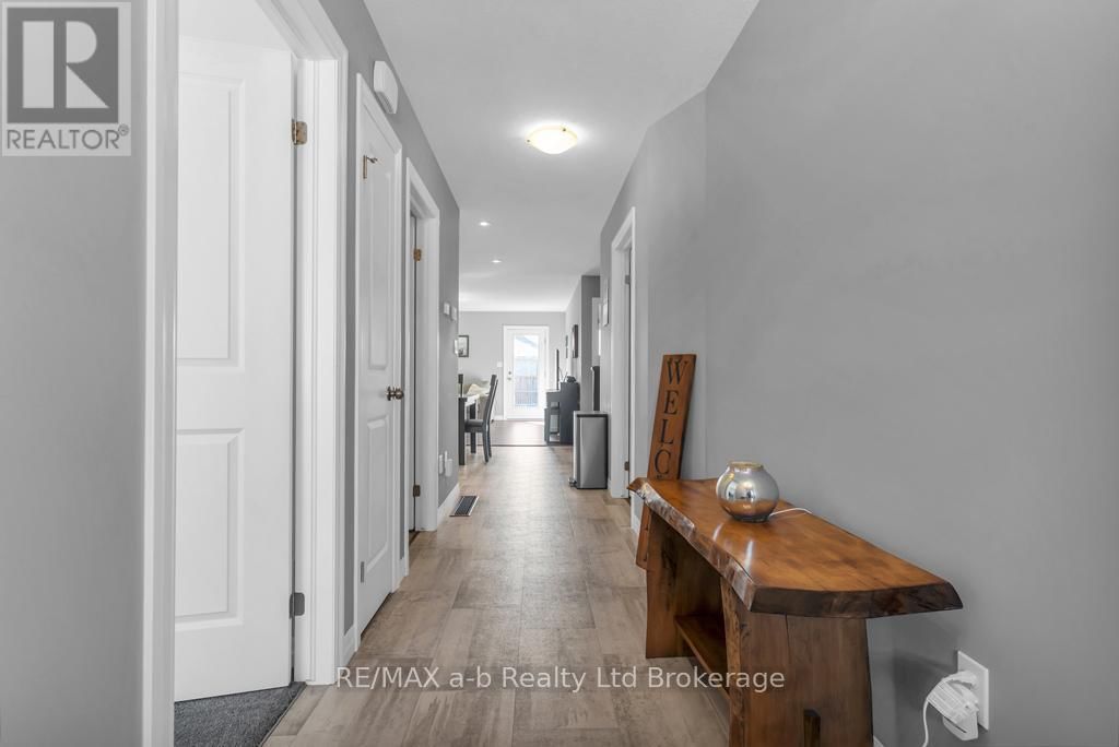 242 WILSON AVENUE Image 11