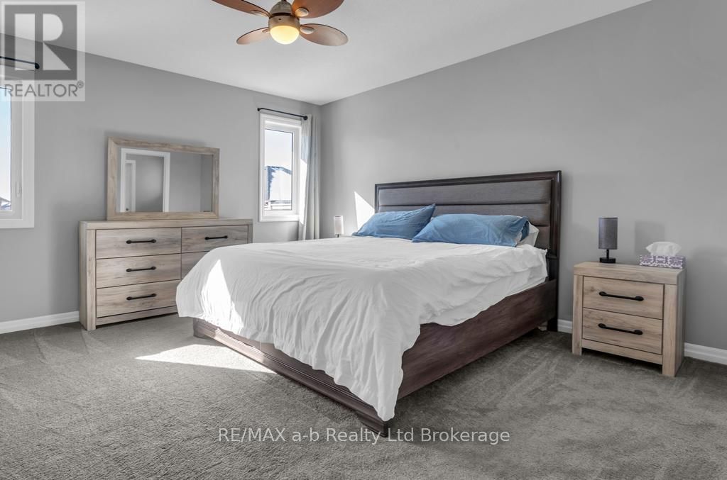 242 WILSON AVENUE Image 21