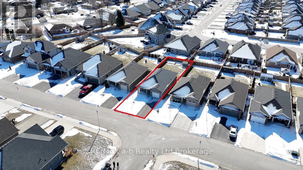 242 WILSON AVENUE Image 5