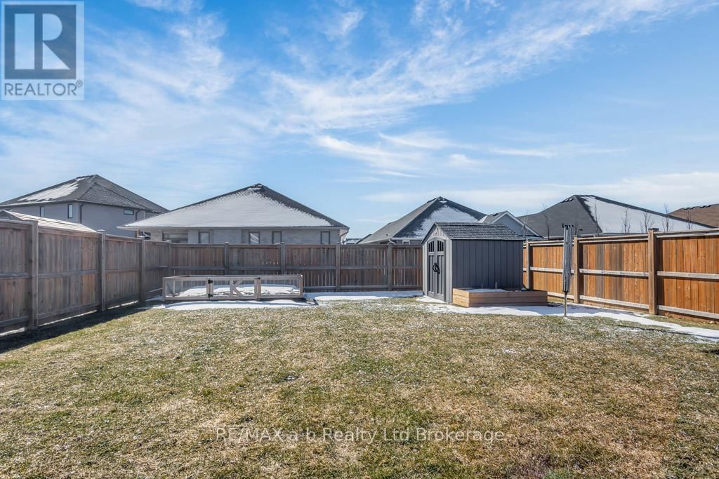 242 WILSON AVENUE Image 7