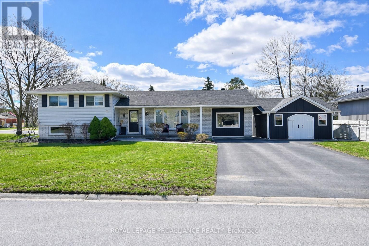 11 STAVEBANK ROAD Image 1