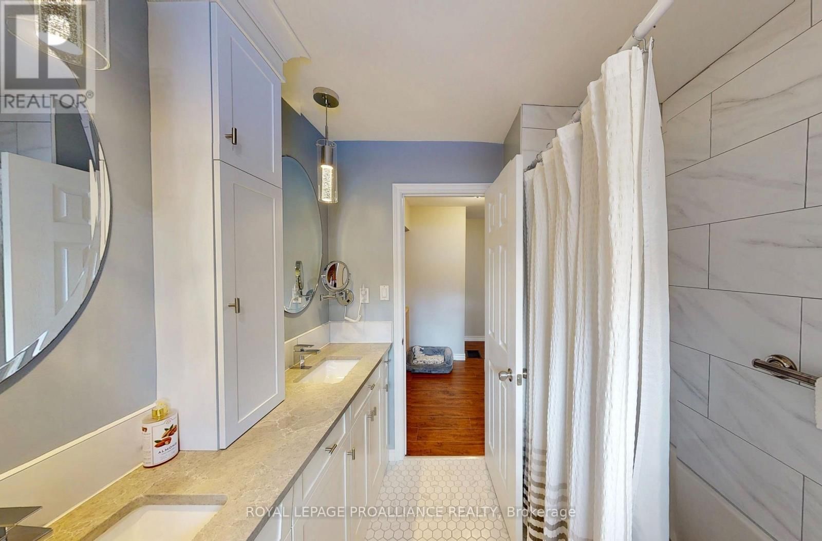 11 STAVEBANK ROAD Image 14