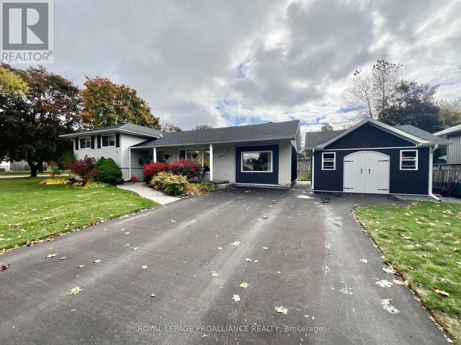 11 STAVEBANK ROAD Image 24