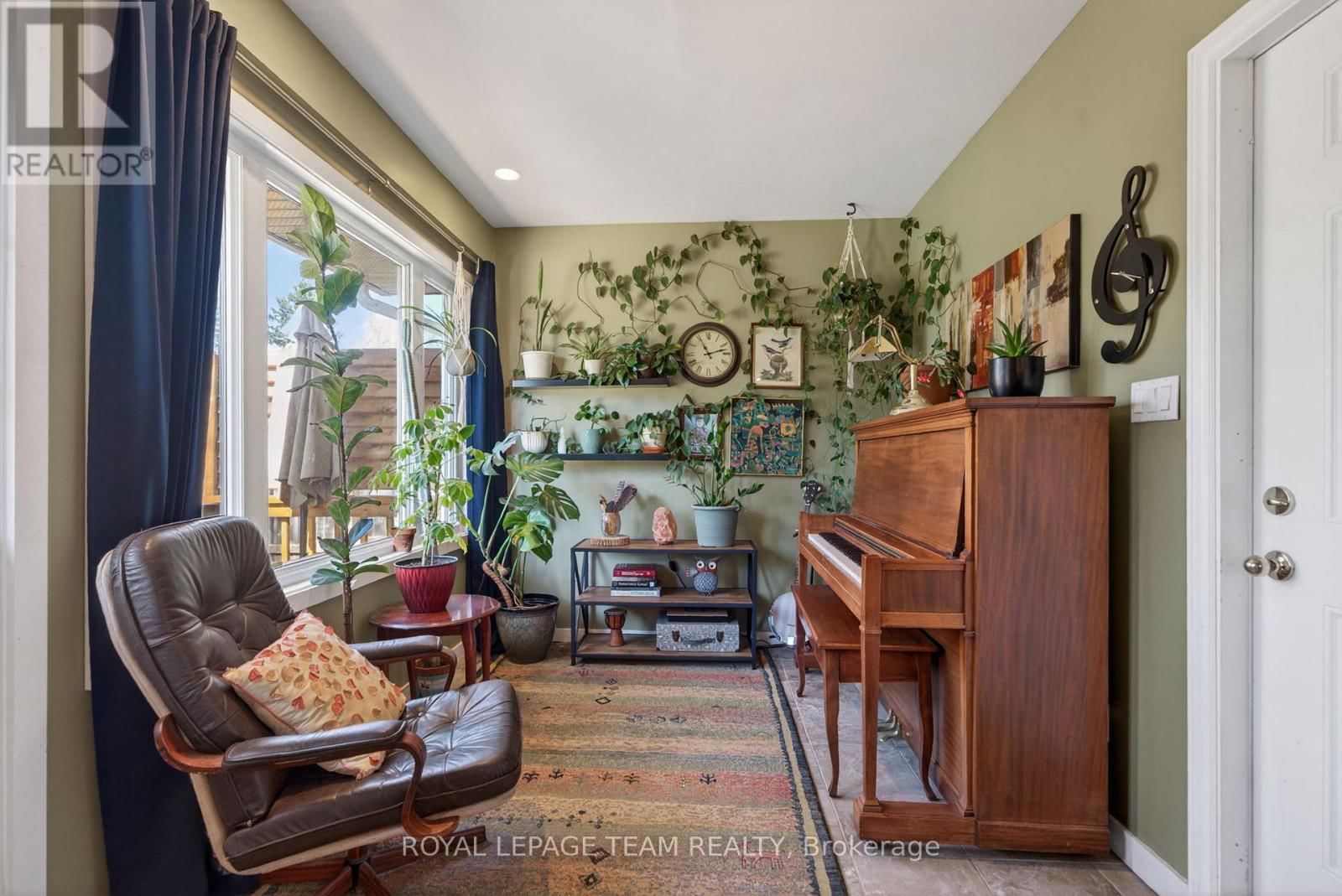 105 FORTUNE STREET Image 20