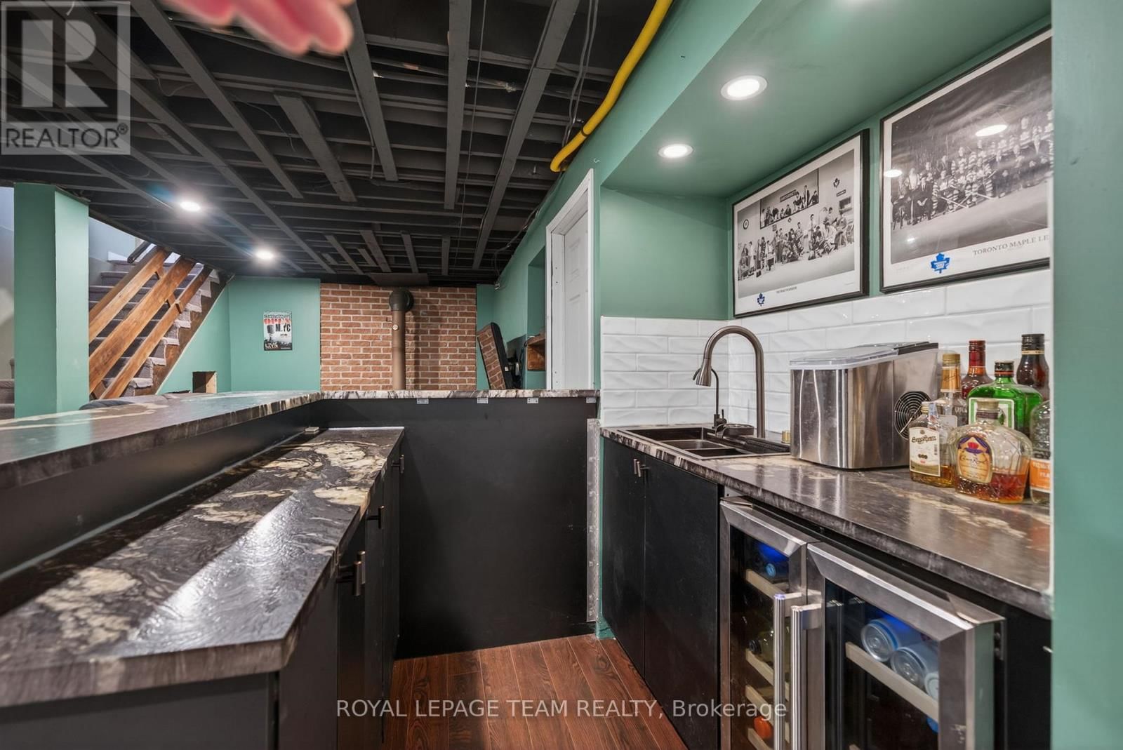 105 FORTUNE STREET Image 30