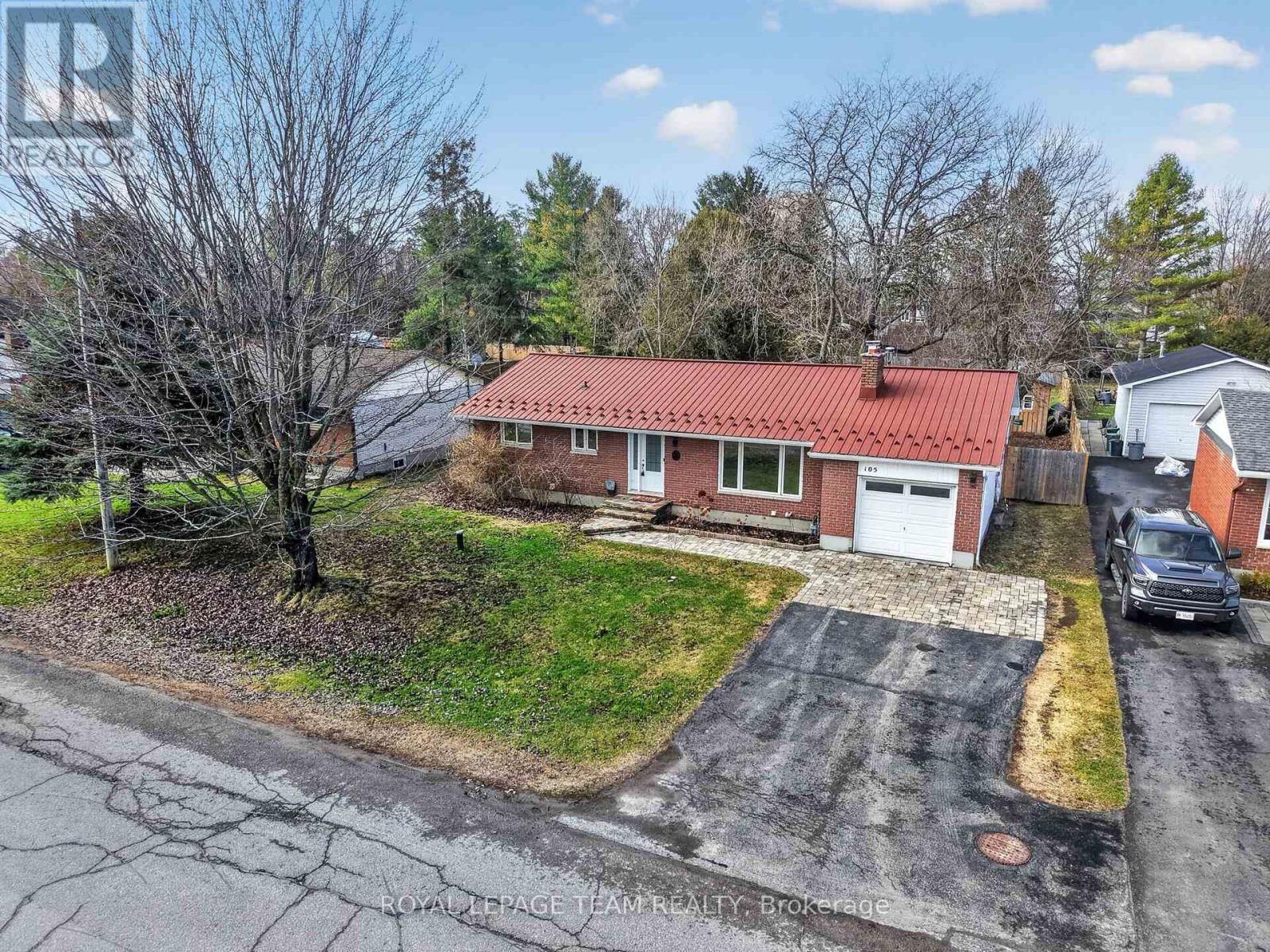 105 FORTUNE STREET Image 4