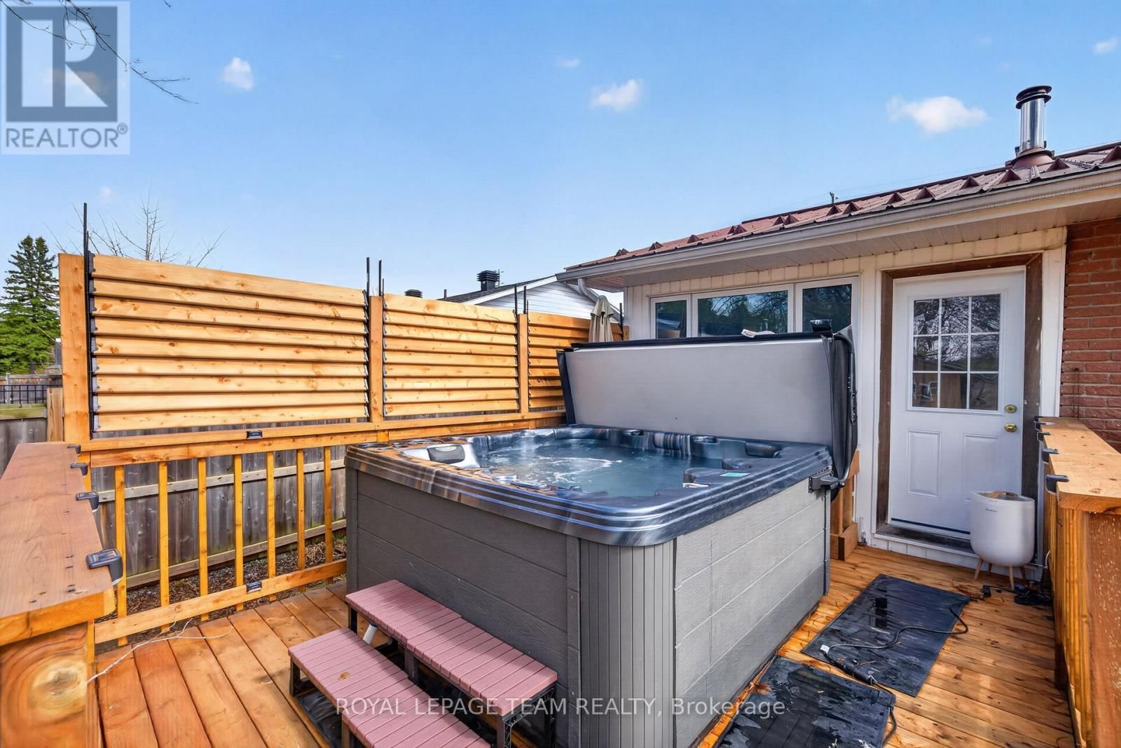 105 FORTUNE STREET Image 40