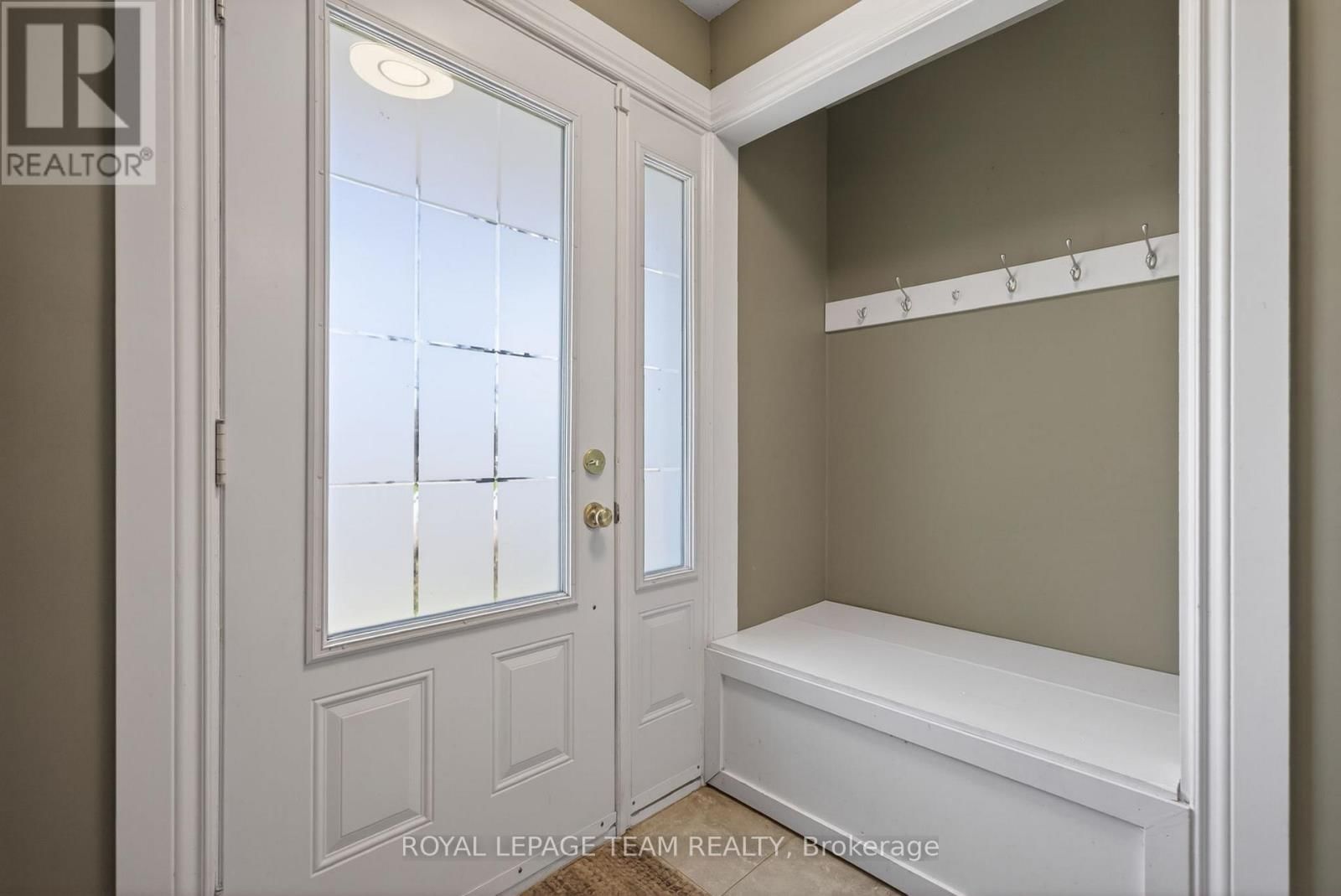 105 FORTUNE STREET Image 8