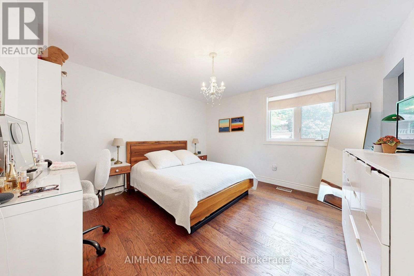 23 HILDEGARD DRIVE Image 24