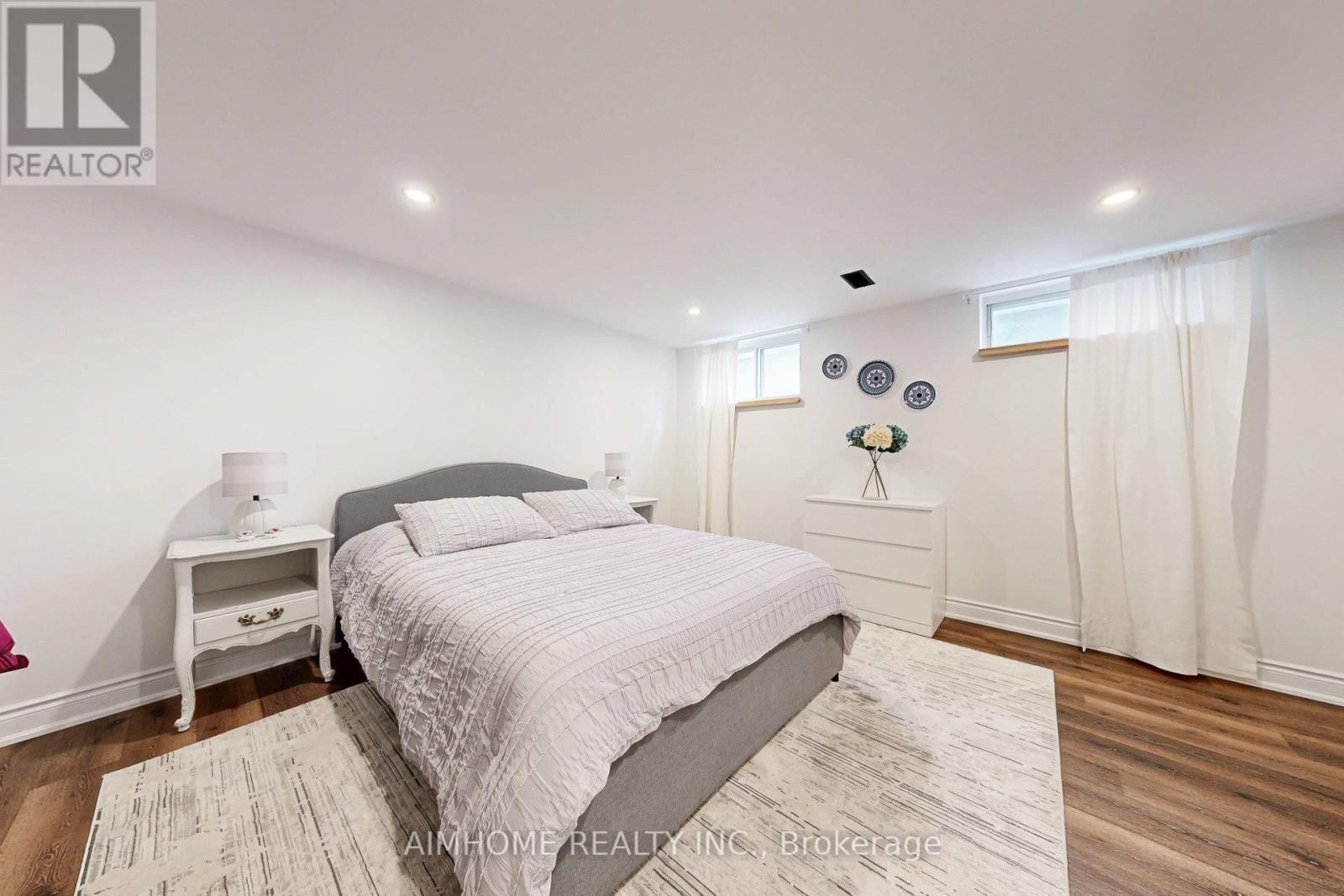 23 HILDEGARD DRIVE Image 31