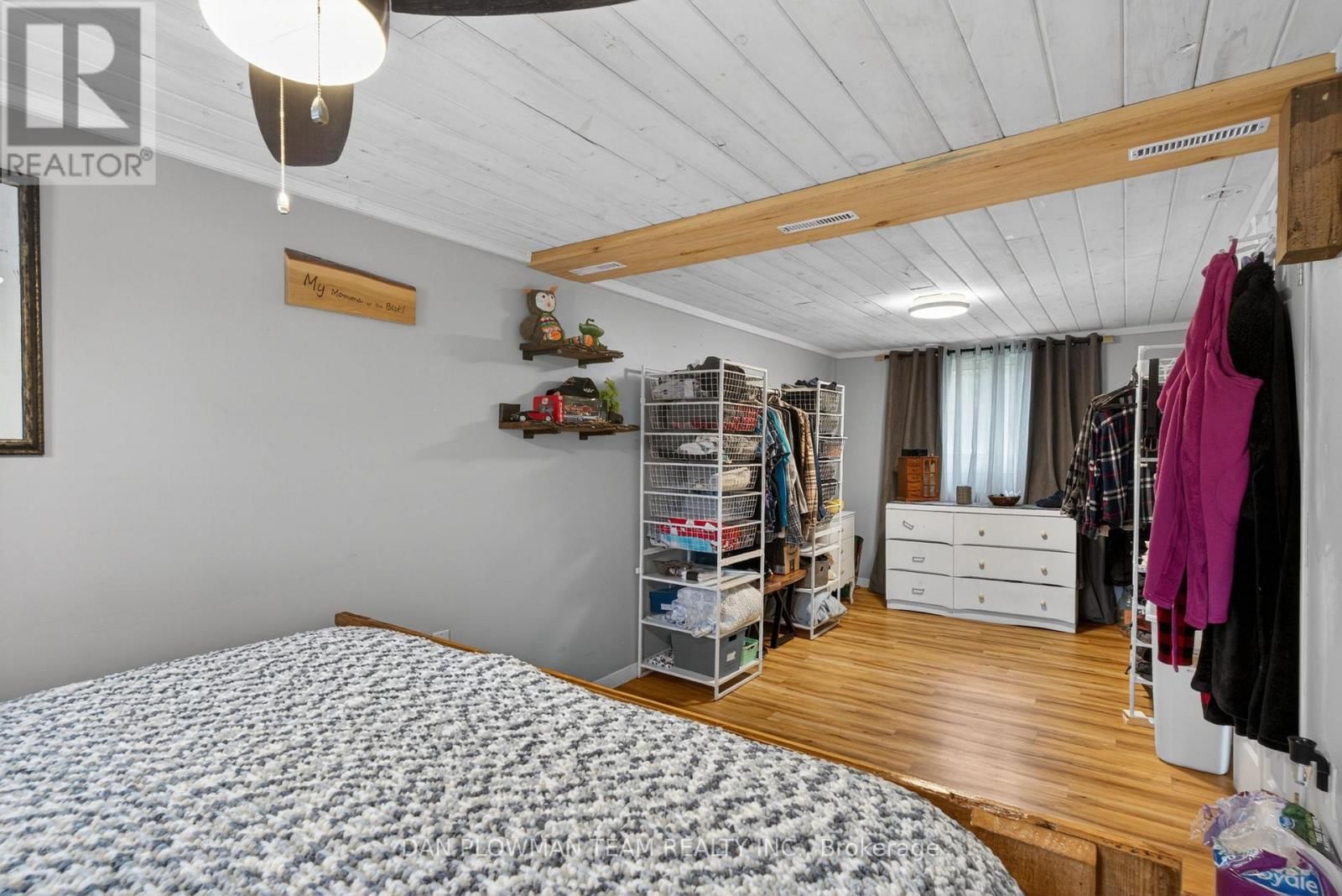 1545 WESTVIEW CRESCENT Image 23