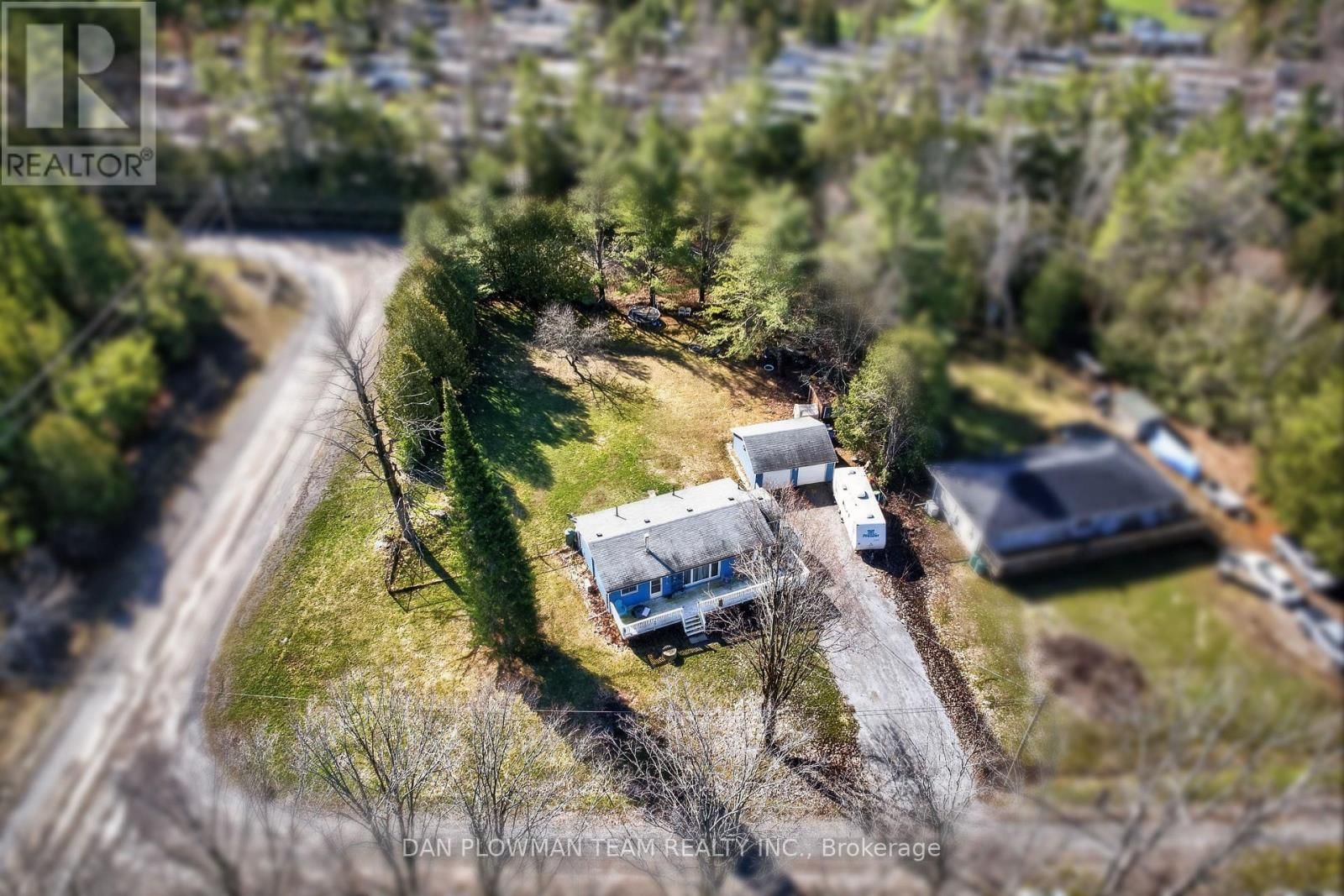 1545 WESTVIEW CRESCENT Image 31