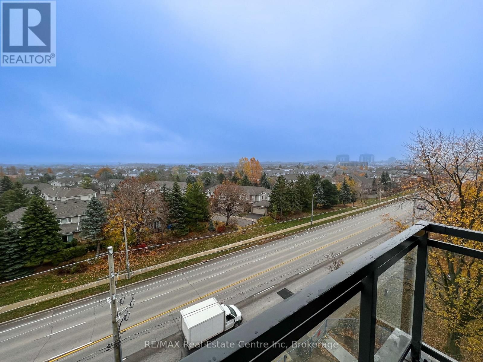 602 - 26 LOWES ROAD WEST Image 21