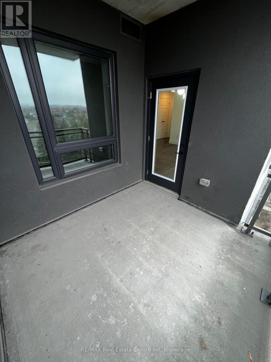 602 - 26 LOWES ROAD WEST Image 23