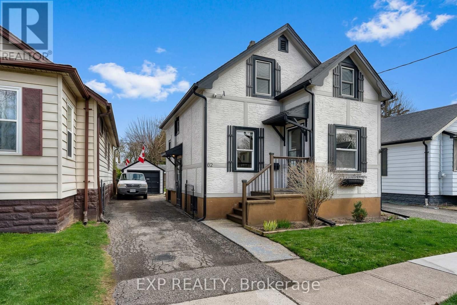 62 ROLLS AVENUE Image 1