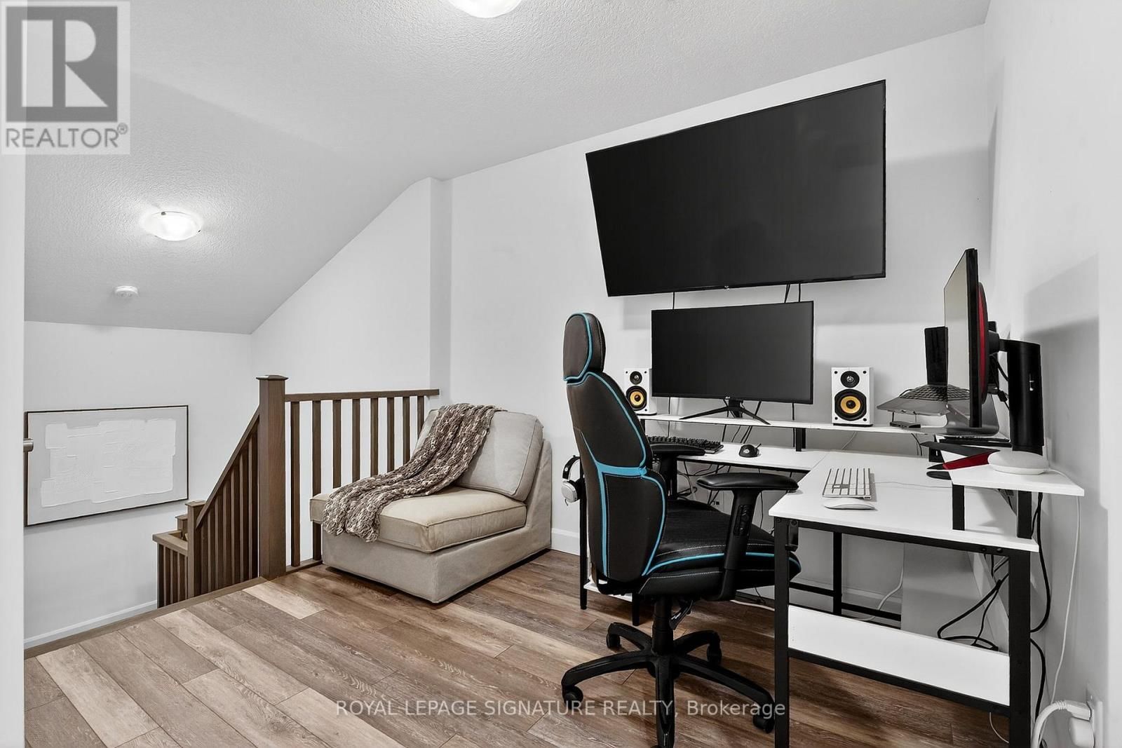 24 CYCLONE WAY Image 15